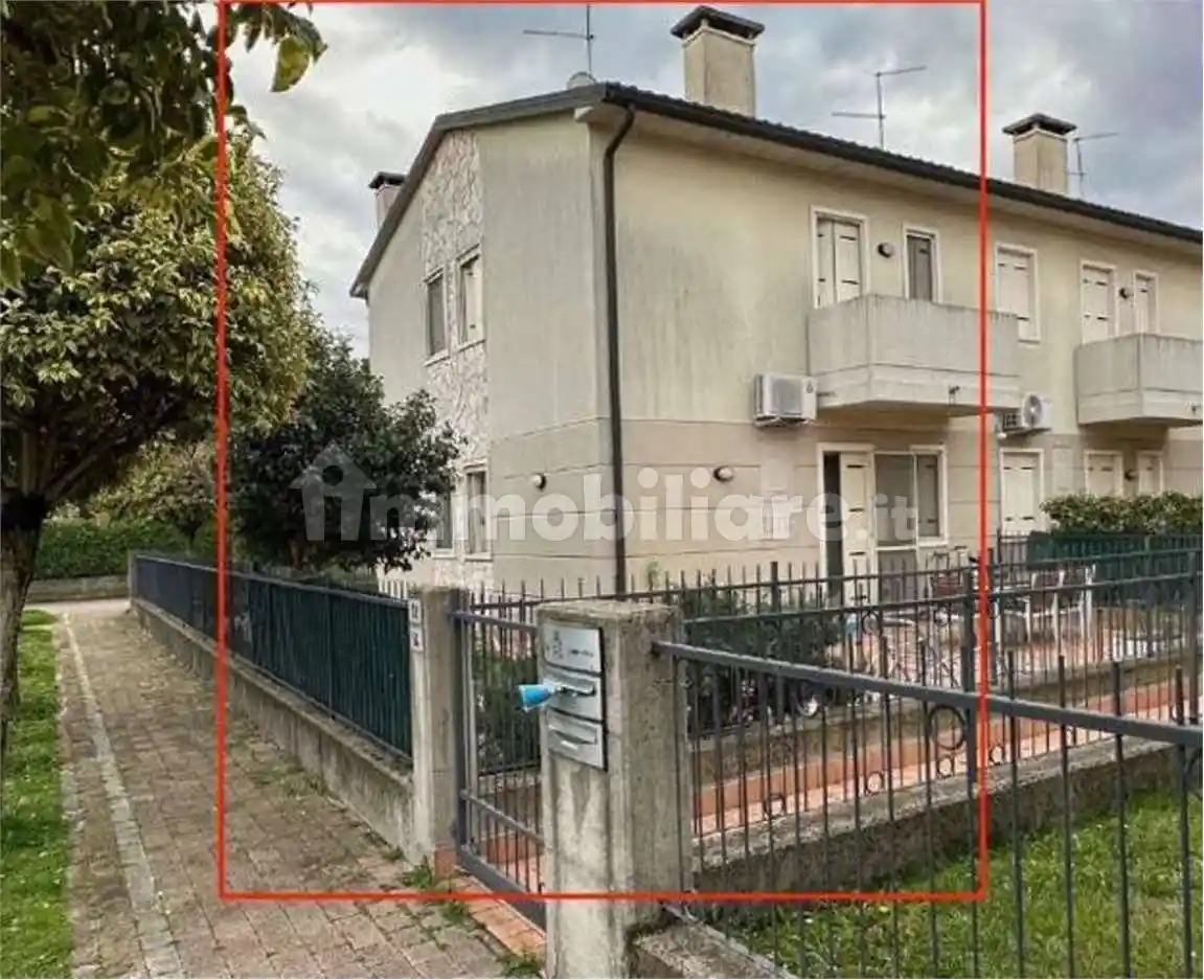 Villetta a schiera - foto 2