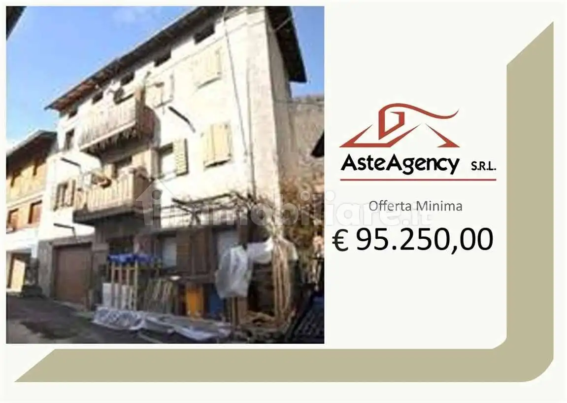 Casa indipendente in asta a Valle di Cadore