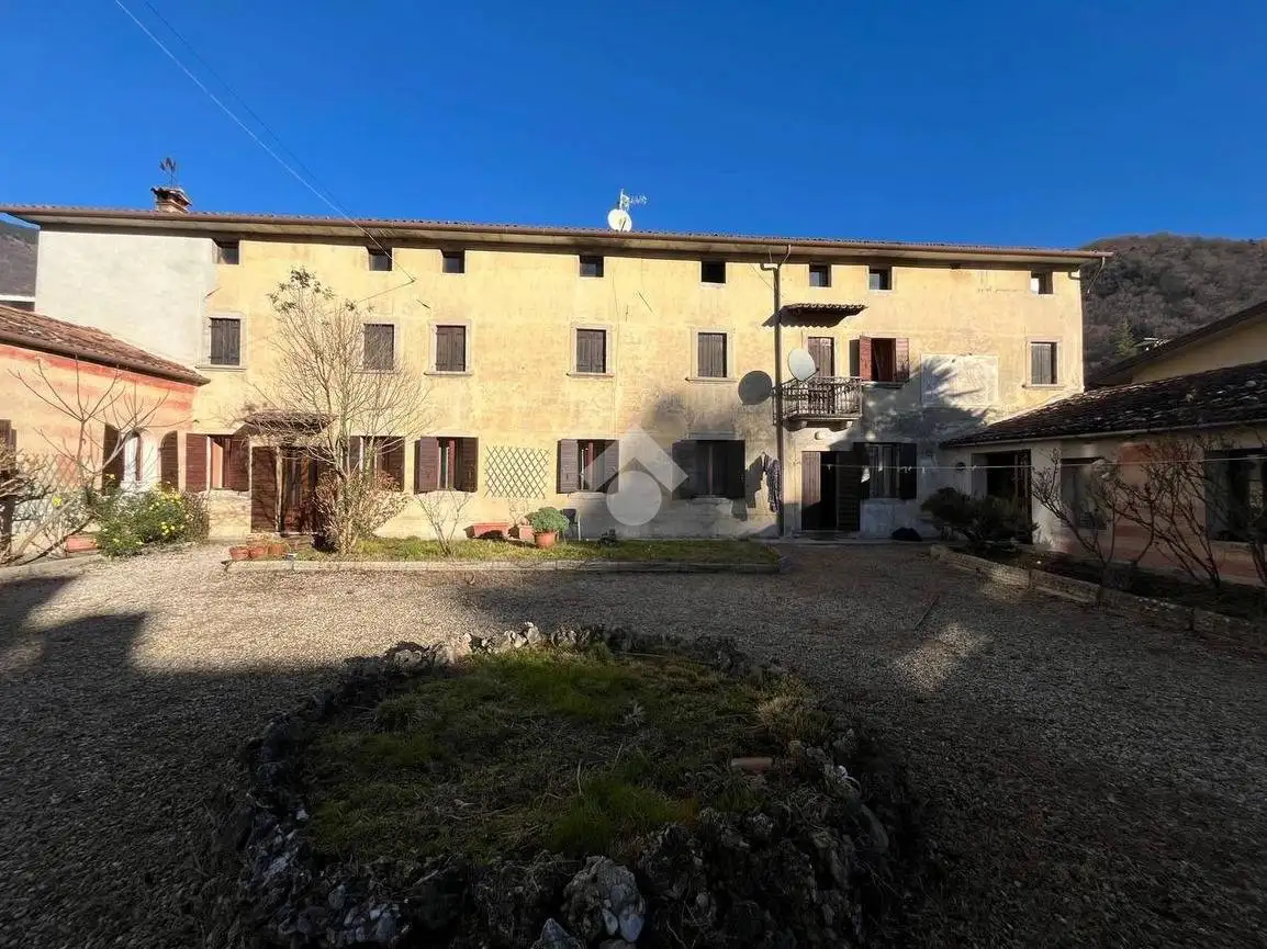 Casa indipendente in vendita a Follina