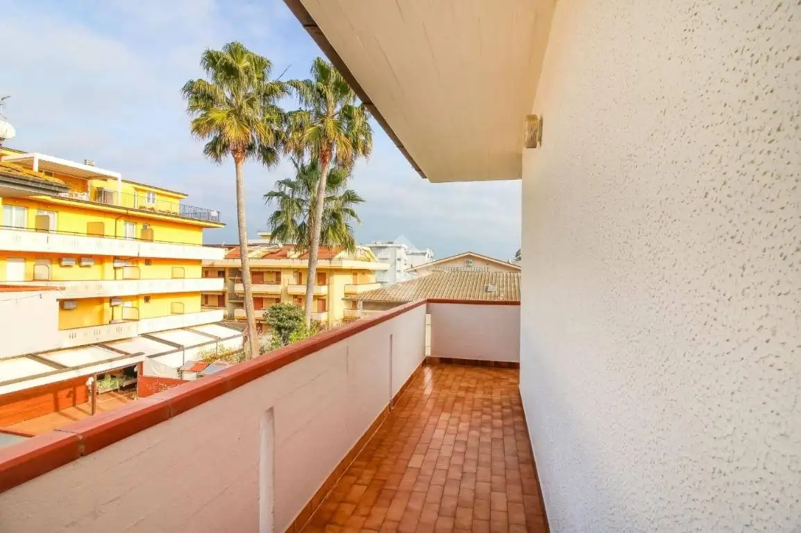 Trilocale via Mincio 14, Lungomare Marconi, Alba Adriatica - foto 2