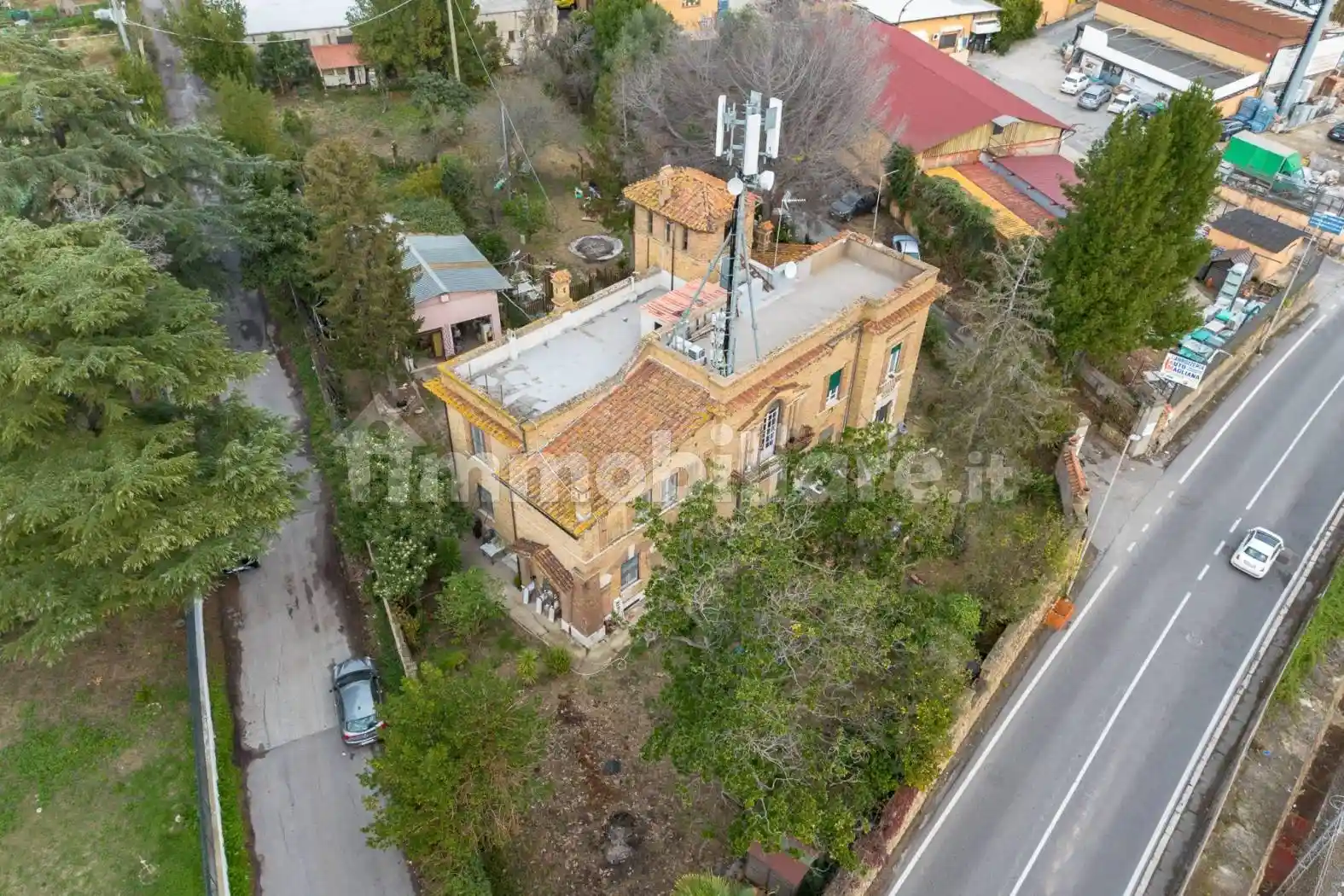 Villa plurifamiliare via della Magliana 642, Trullo - Colle del Sole, Roma - foto 3