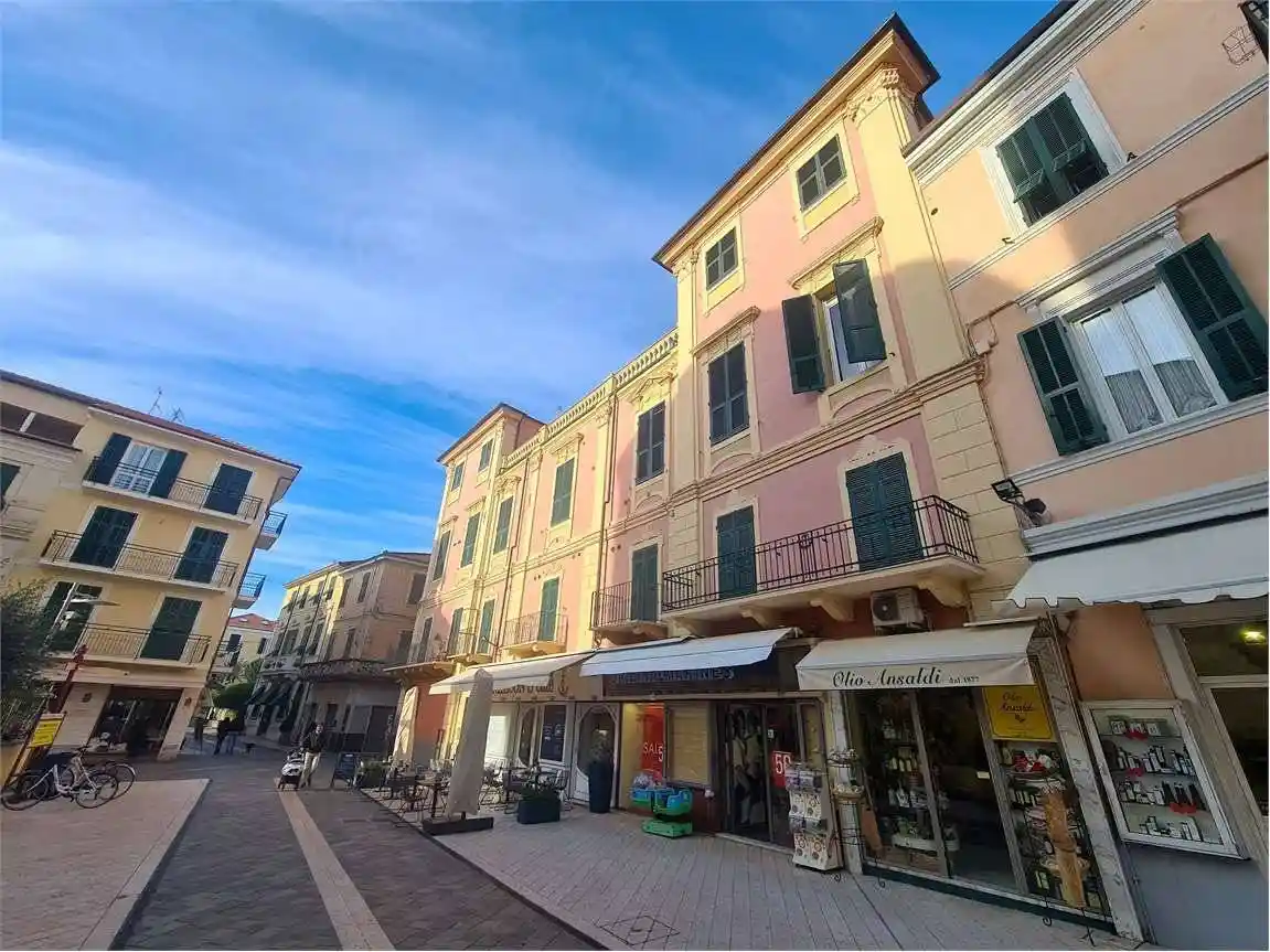 Trilocale via genova, 67, Centro, Diano Marina - foto 4