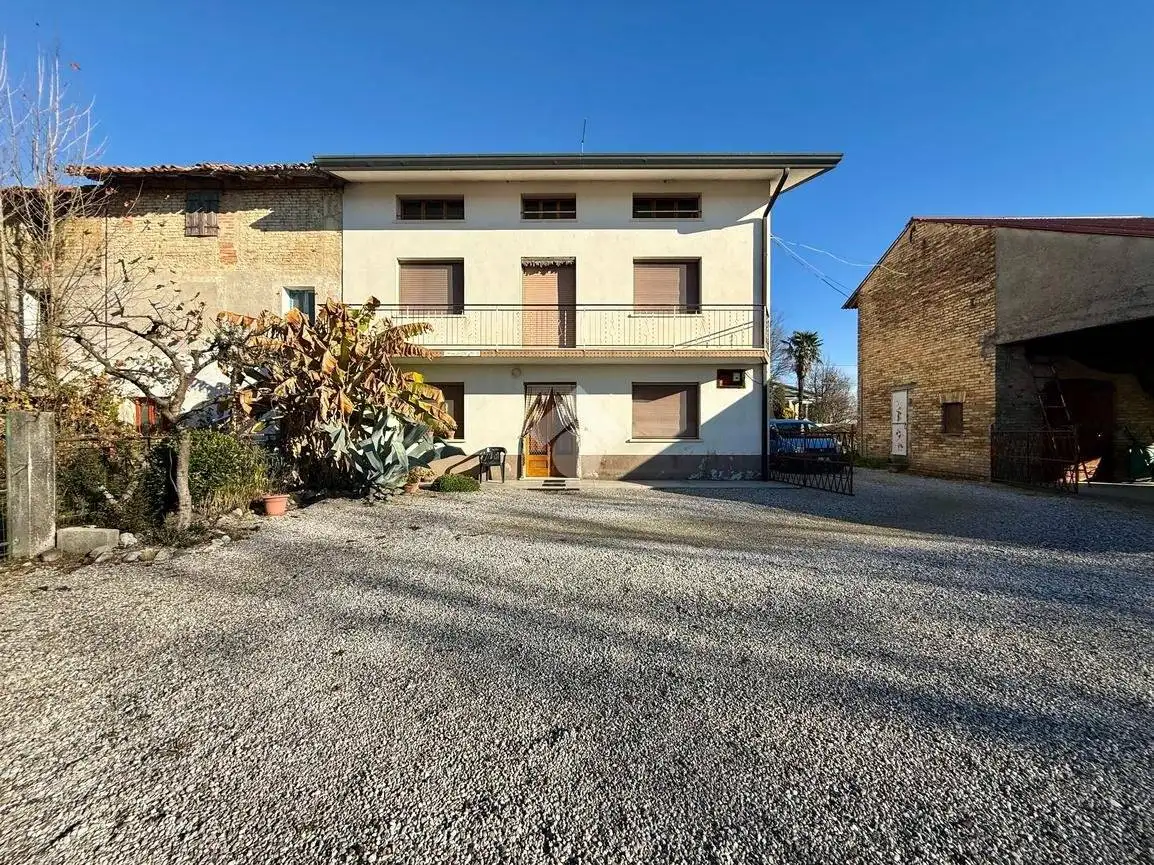 Casa indipendente in vendita a Azzano Decimo