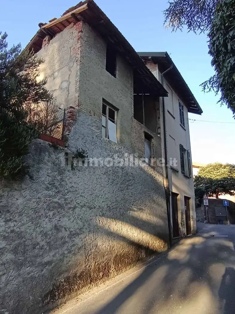 Casa indipendente in vendita a Villa Guardia