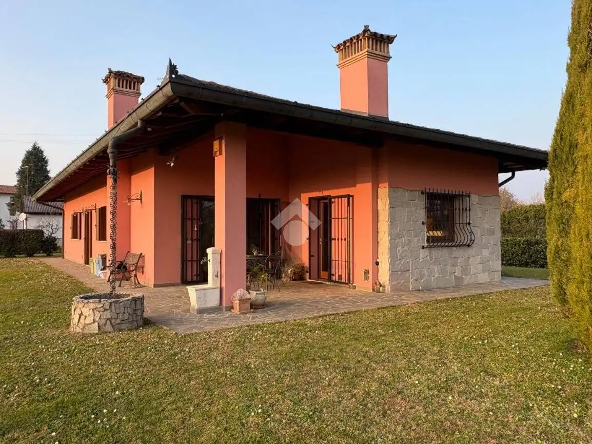 Villa in vendita a Cassacco