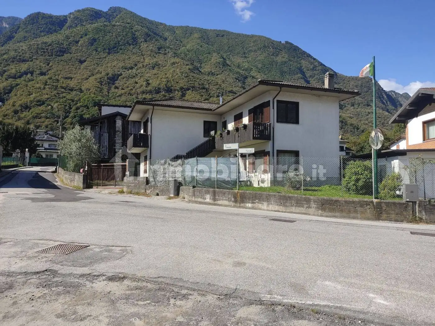 Appartamento in vendita a Samolaco