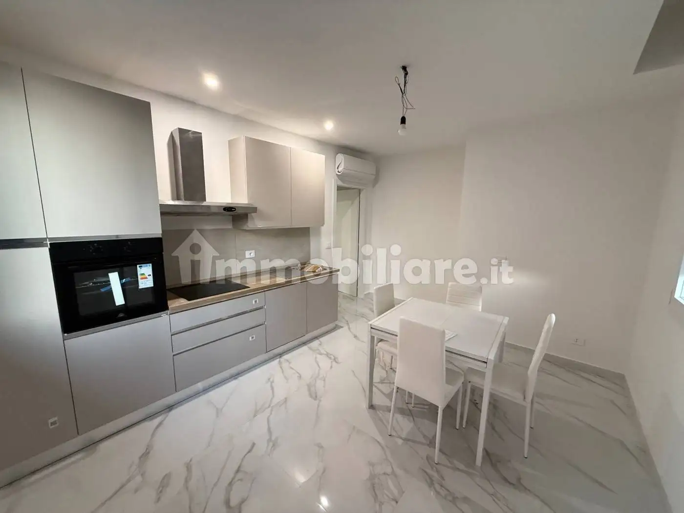 Appartamento in affitto a Bologna