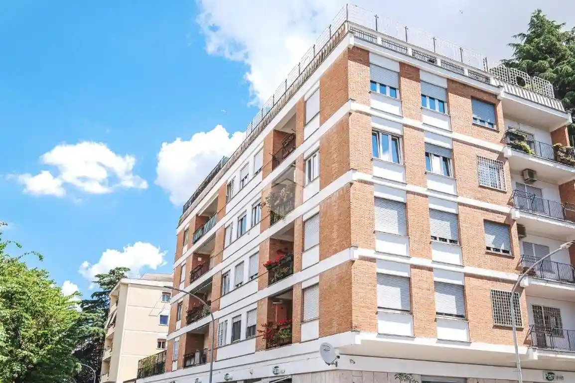 Bilocale buono stato, terzo piano, Eur, Roma - foto 2