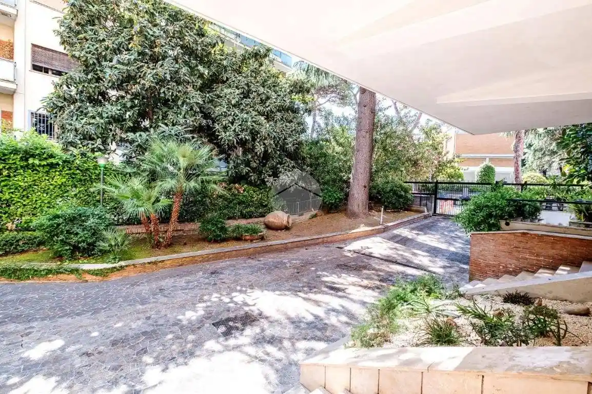 Bilocale buono stato, terzo piano, Eur, Roma - foto 3