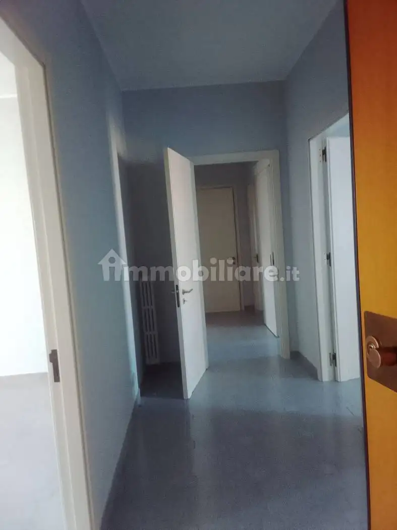 Appartamento in affitto a Taranto