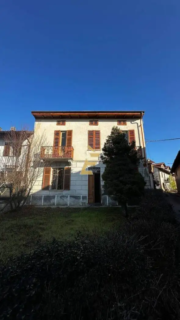 Rustico - Casale in vendita a Roatto