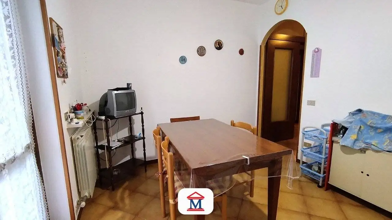 Trilocale via Iv Novembre, Val Brembilla - foto 4