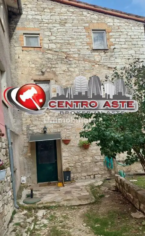 Appartamento in asta a Cantiano