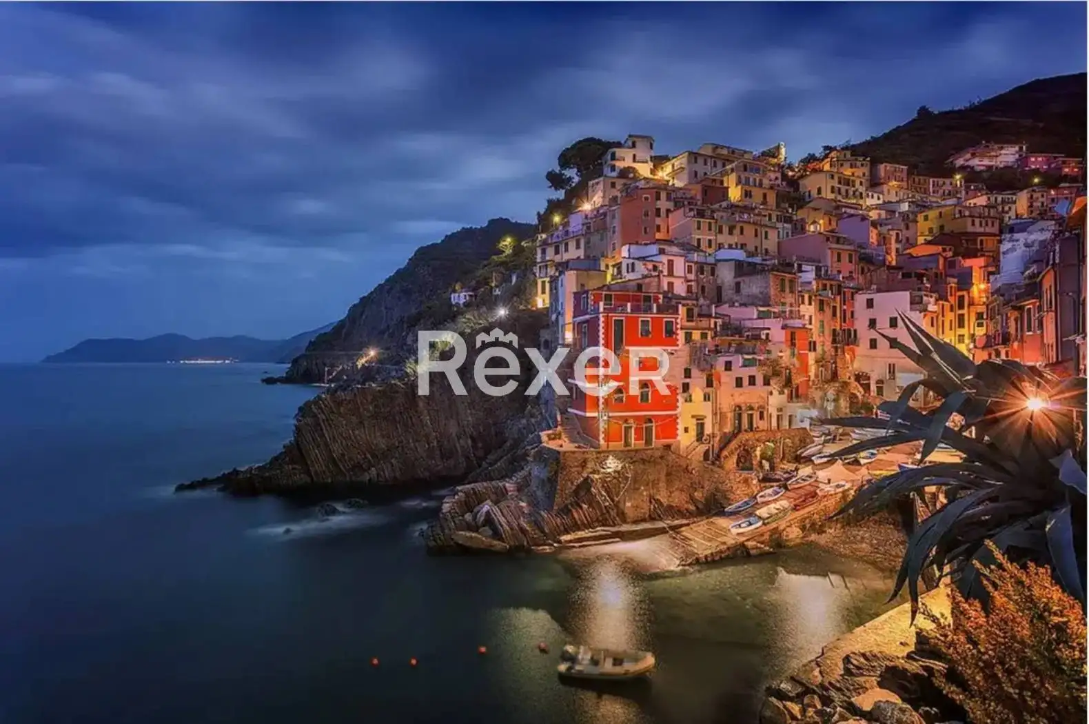 Appartamento in vendita a Vezzano Ligure