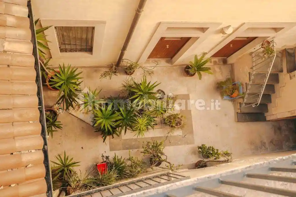 Quadrilocale ottimo stato, Ortigia, Siracusa - foto 2