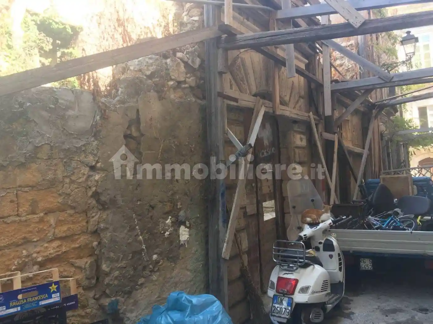 Palazzo - Edificio in Vendita - foto 2