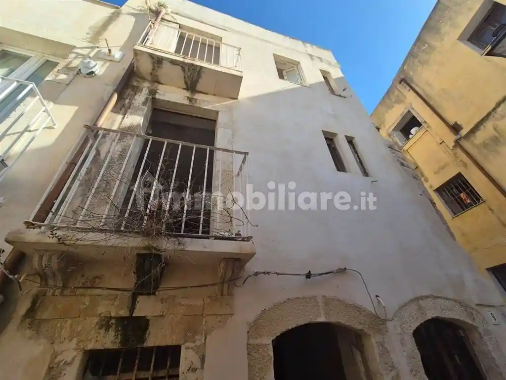 Trilocale da ristrutturare, piano terra, Ortigia, Siracusa - foto 4