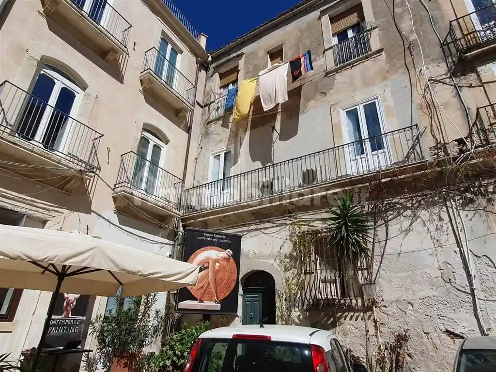 Trilocale buono stato, piano terra, Ortigia, Siracusa - foto 3