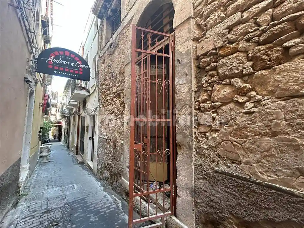 Bilocale da ristrutturare, piano terra, Ortigia, Siracusa - foto 4