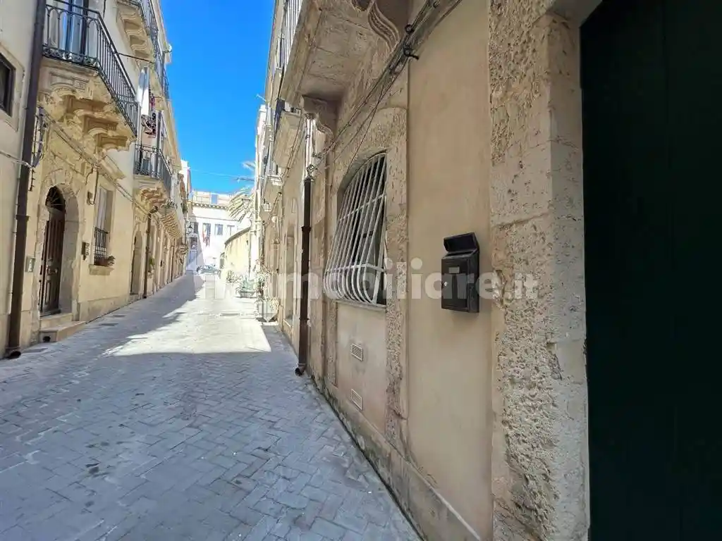 Bilocale buono stato, piano terra, Ortigia, Siracusa - foto 5