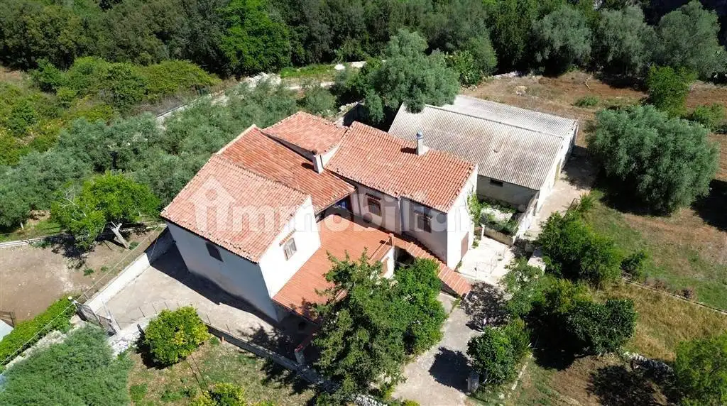 Quadrilocale 130 m², Canicattini Bagni - foto 2