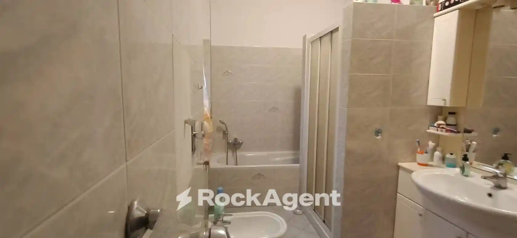 Trilocale via Silvio Pellico, 35, Centro, Mede - foto 5