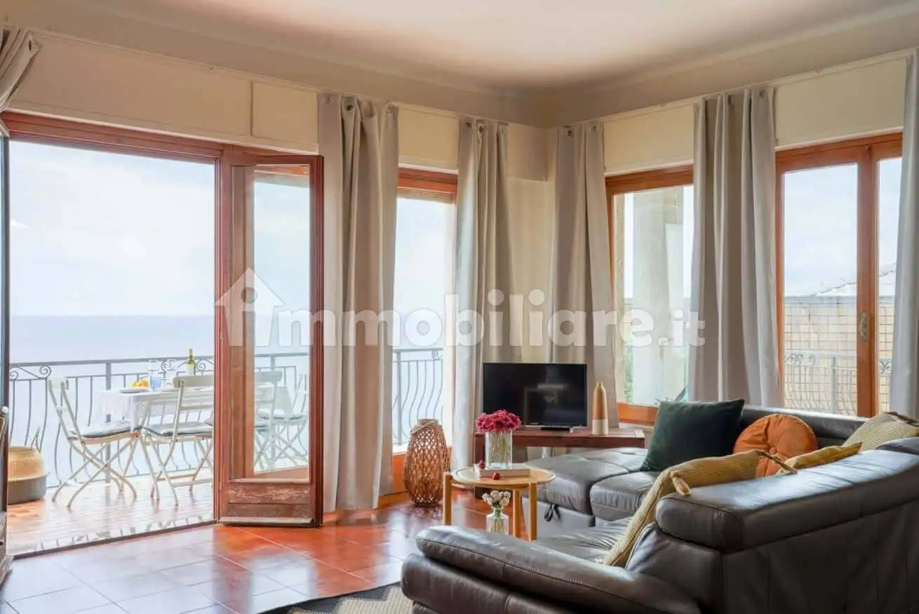 Appartamento in affitto a Borgio Verezzi