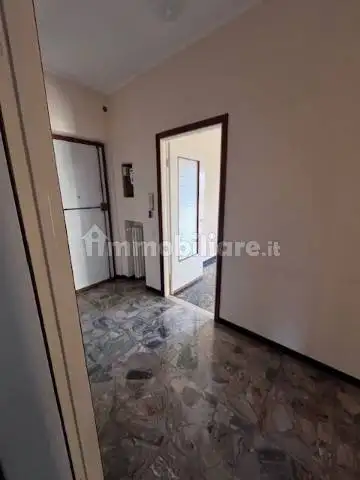 Appartamento buono stato, secondo piano, Centro, Tortona - foto 4