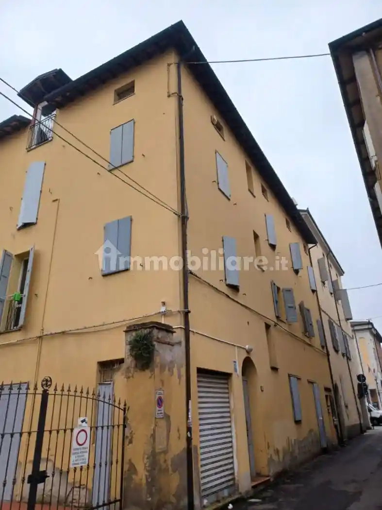 Bilocale buono stato, secondo piano, Centro, Castelfranco Emilia - foto 2