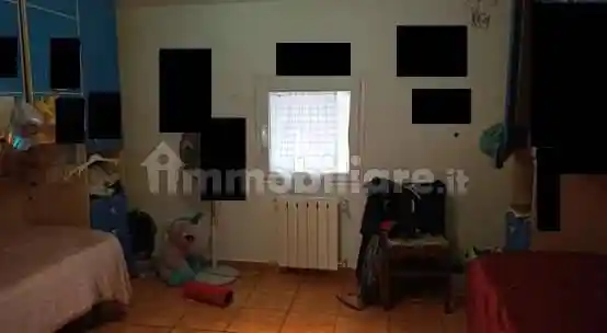 Appartamento all'asta via largo Giulio Cesare, 4, Varano Borghi - foto 2