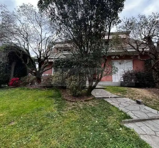 Appartamento all'asta via   Sauro, 21, Bregnano - foto 2