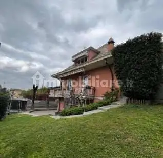 Appartamento all'asta via   Sauro, 21, Bregnano - foto 4