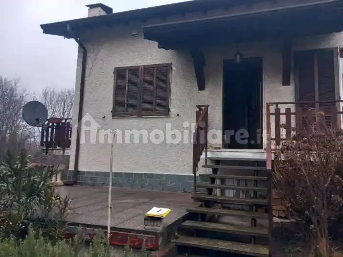 Casa indipendente all'asta via roncaccio, 11, Cocquio-Trevisago - foto 2