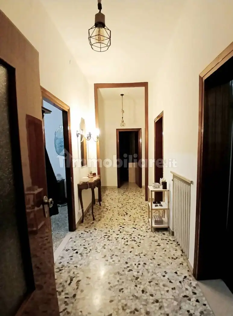 Villa plurifamiliare, ottimo stato, 200 m², Centro, Castelnovo di Sotto - foto 3