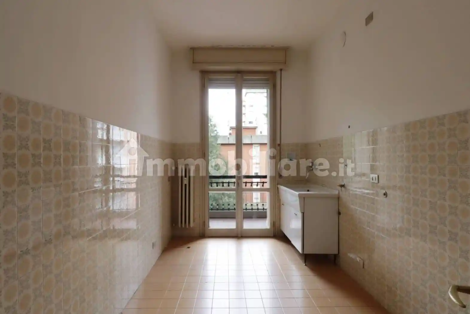 Trilocale buono stato, terzo piano, Mirabello, Reggio Emilia - foto 5