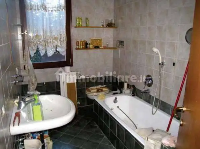 Appartamento all'asta via delle ginestre, 2, Angera - foto 5