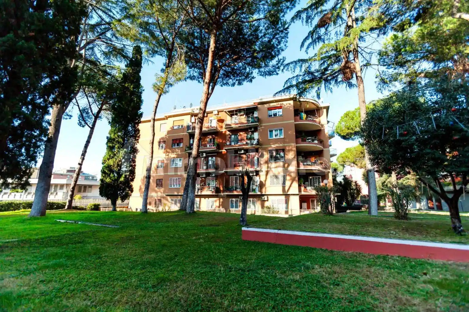 Trilocale ottimo stato, terzo piano, Colli Albani, Roma - foto 2