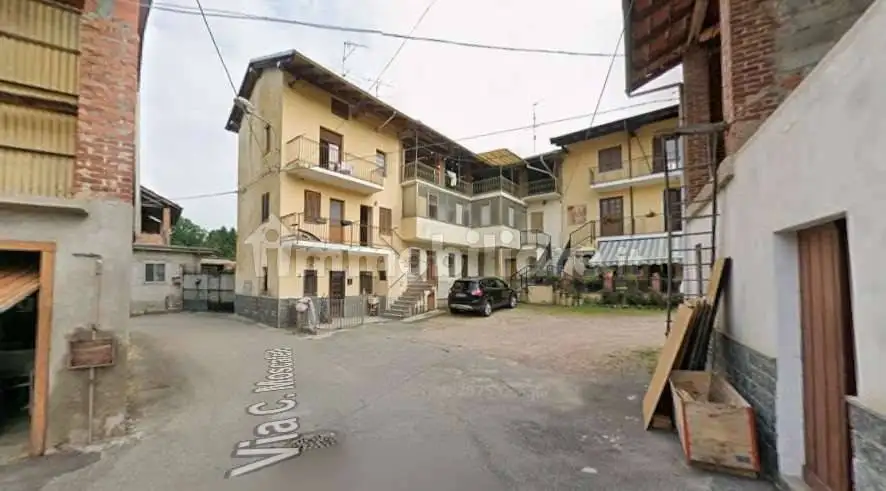 Appartamento in asta a Boca