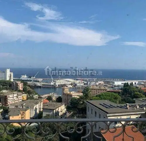 Appartamento in vendita a Savona