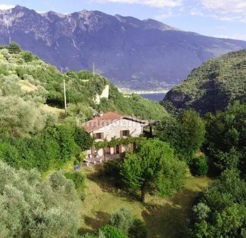 Rustico - Casale in vendita a Tremosine sul Garda