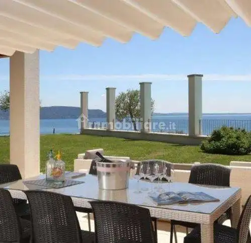 Villa in vendita a Gardone Riviera