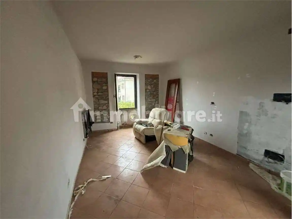 Appartamento all'asta vicolo Vira, 8, Cocquio-Trevisago - foto 5