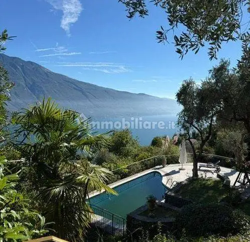 Villa in vendita a Tremosine sul Garda