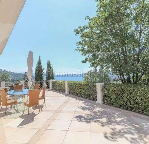 Villa in vendita a Salò