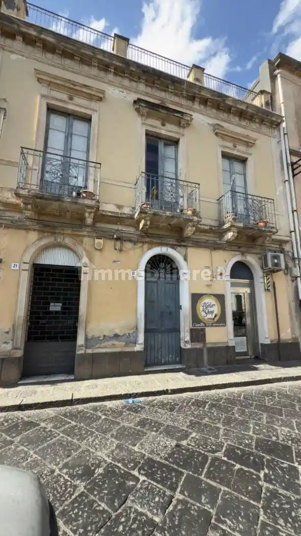 Appartamento in vendita a Acireale