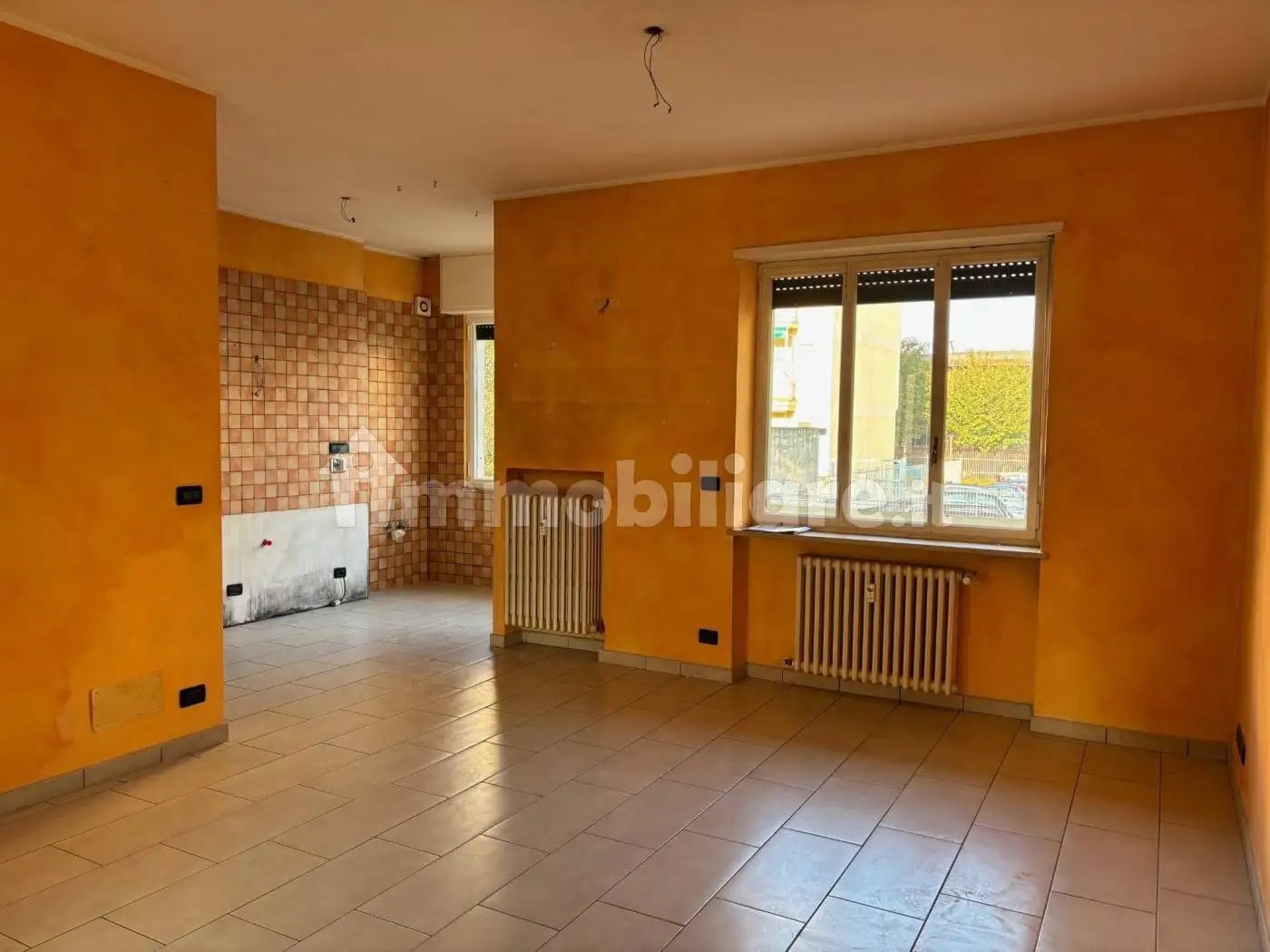 Trilocale via Montebello 41, Tabona, Borgo Nuovo, Pinerolo - foto 2