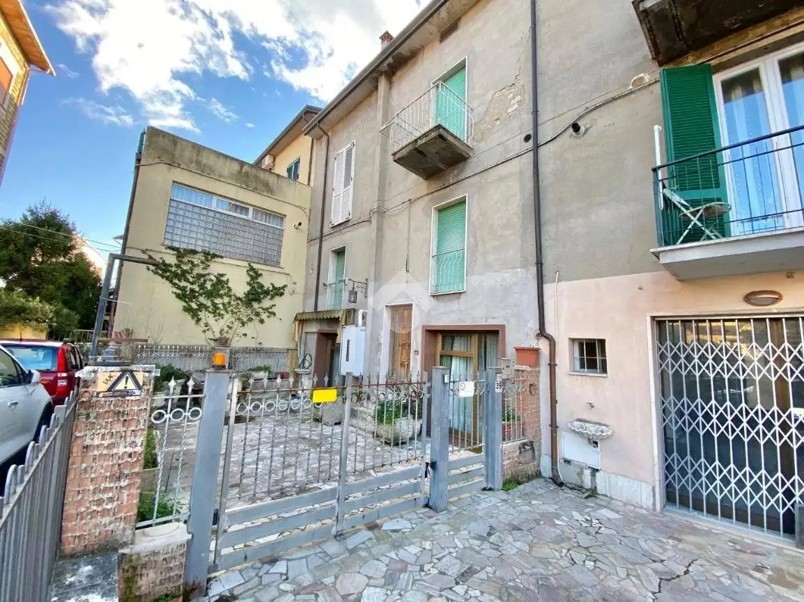 Casa indipendente in vendita a Assisi