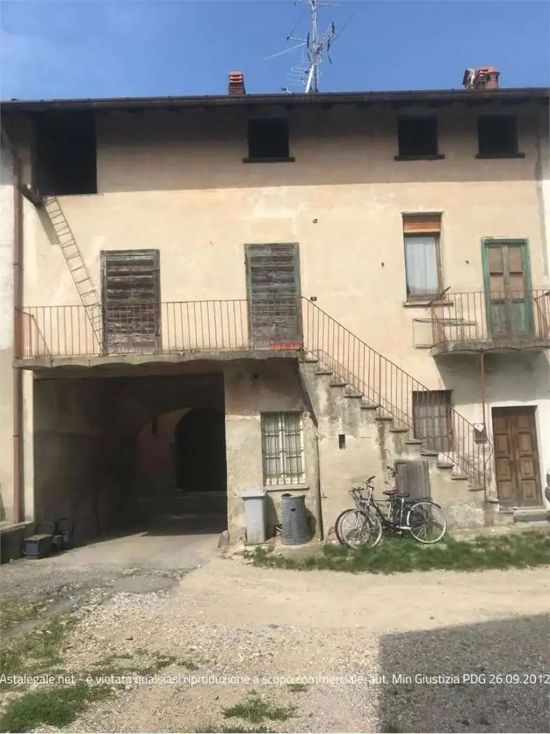 Appartamento in asta a Sumirago