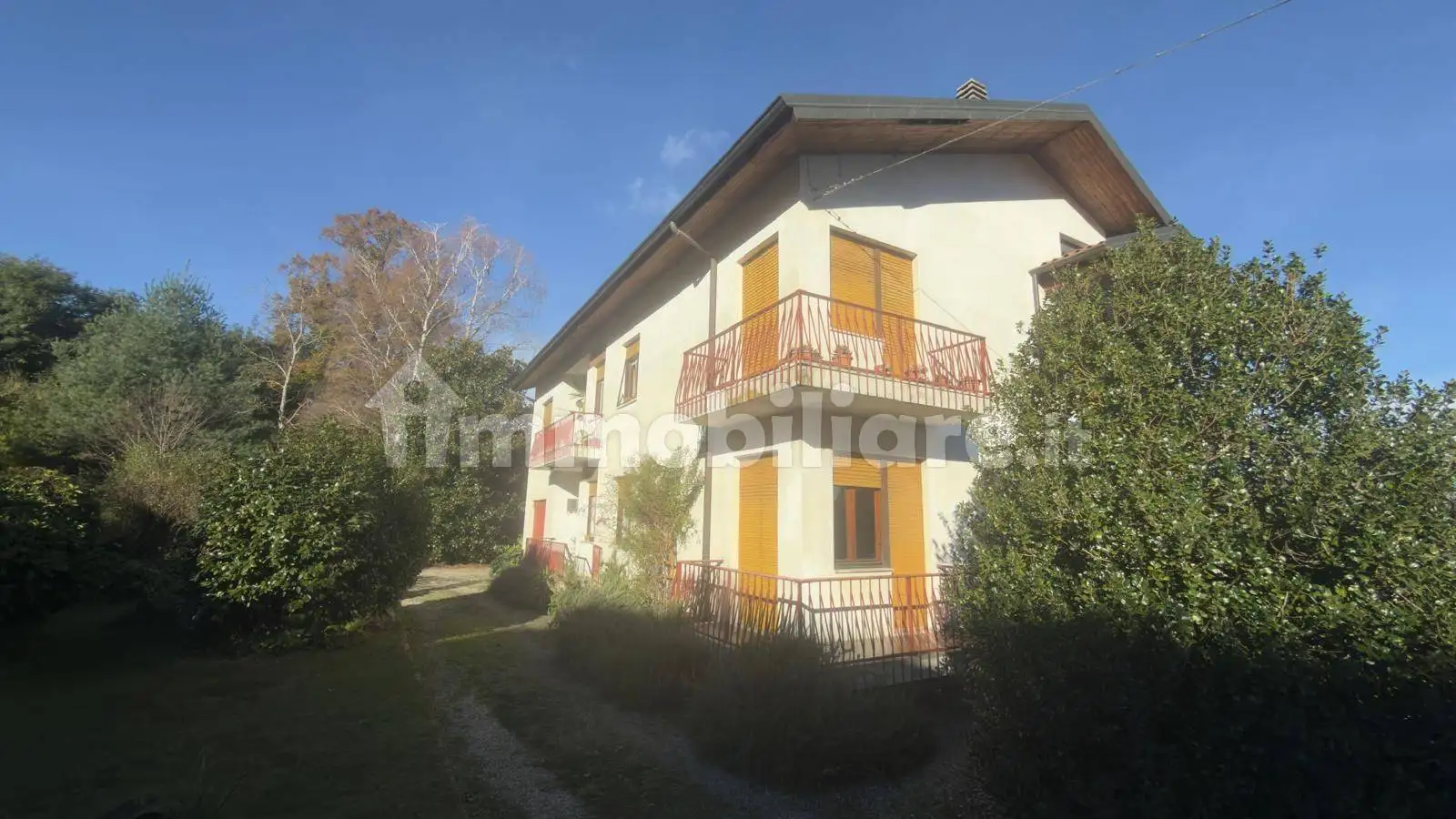 Villa in vendita a Romano Canavese
