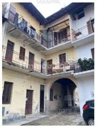 Appartamento in asta a Brunello